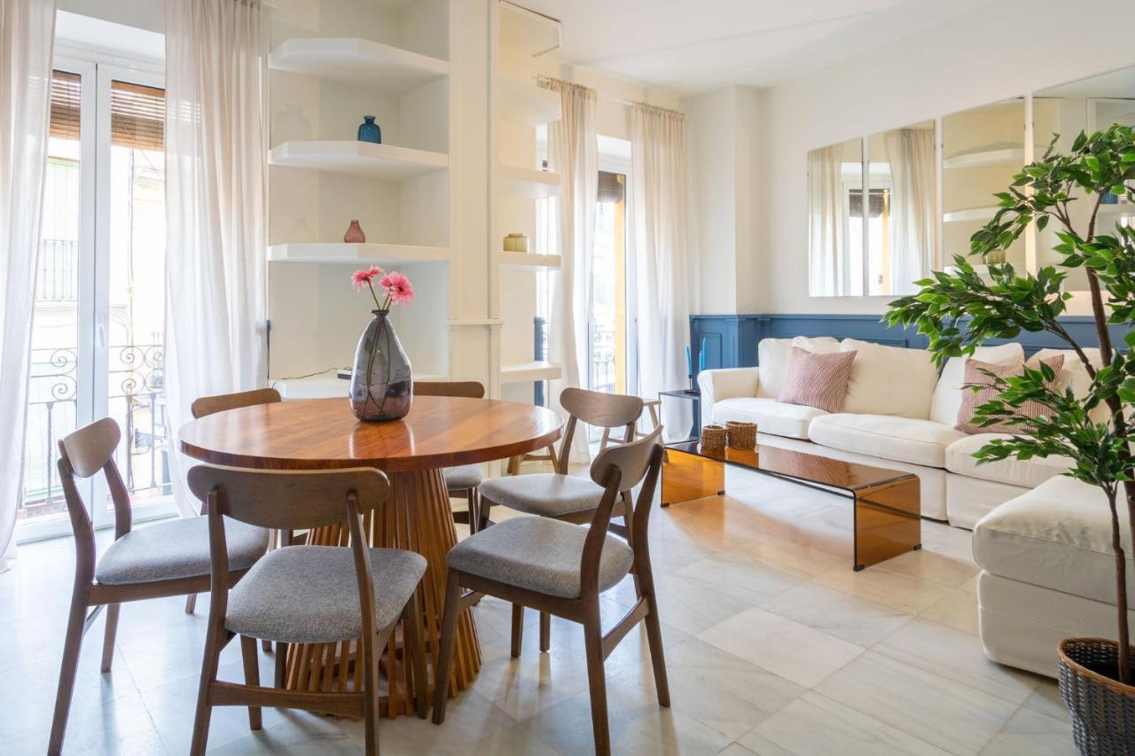 Terceros City Center Deluxe By Valcambre Sevilla Eksteriør bilde