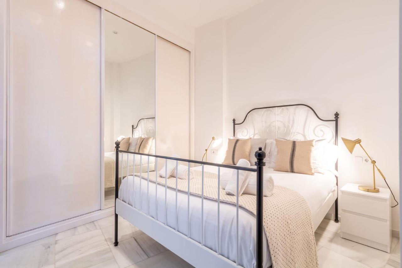 Terceros City Center Deluxe By Valcambre Sevilla Eksteriør bilde