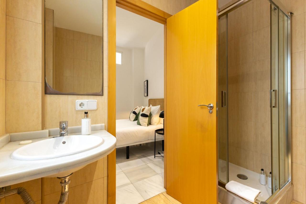 Terceros City Center Deluxe By Valcambre Sevilla Eksteriør bilde